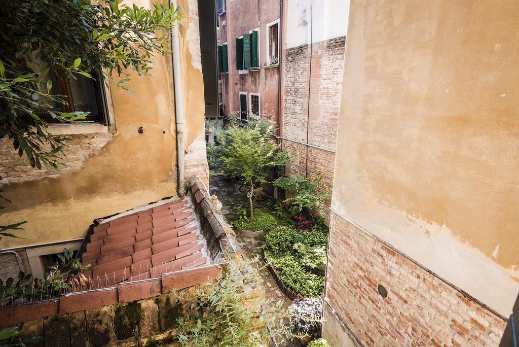 Myplace Santa Maria Formosa Apartment ヴェネツィア エクステリア 写真